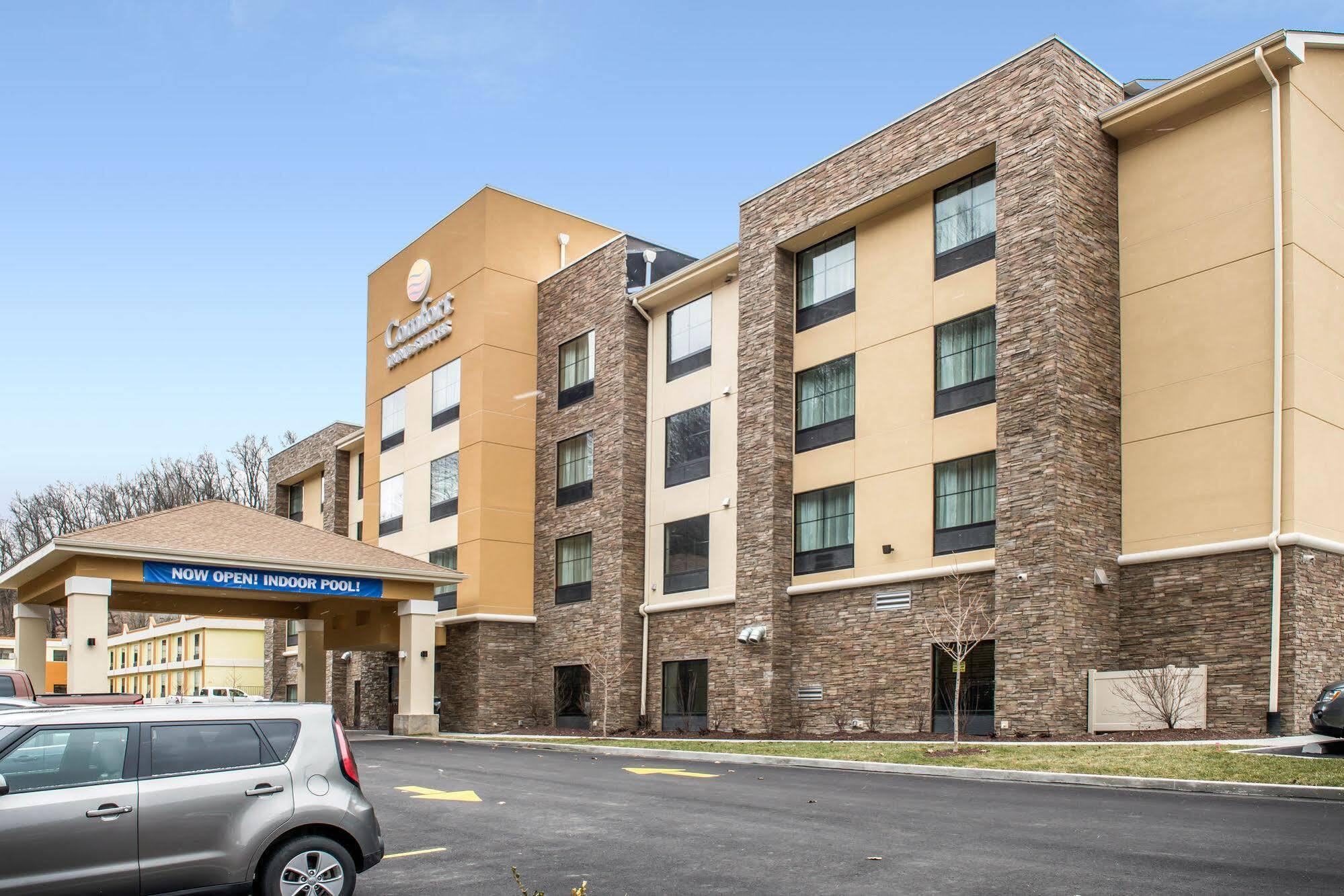 Comfort Inn & Suites Pittsburgh Exterior foto